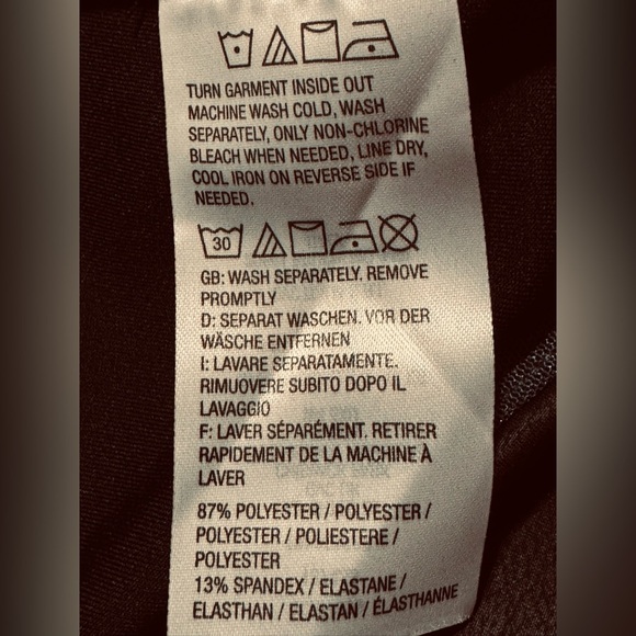 Women with Control Faux Leather Skirt - Picture 10 of 10